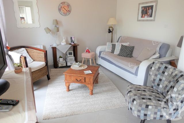 Appartement F3 à vendre - 4 pièces - 78.66 m2 - CHERBOURG EN COTENTIN - 50 - BASSE-NORMANDIE - Century 21 Hervé Regnault Appartement F3 à vendre - 4 pièces - 78.66 m2 - CHERBOURG EN COTENTIN - 50 - BASSE-NORMANDIE - Century 21 Hervé Regnault