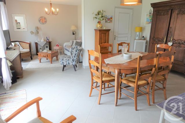Appartement F3 à vendre - 4 pièces - 78.66 m2 - CHERBOURG EN COTENTIN - 50 - BASSE-NORMANDIE - Century 21 Hervé Regnault Appartement F3 à vendre - 4 pièces - 78.66 m2 - CHERBOURG EN COTENTIN - 50 - BASSE-NORMANDIE - Century 21 Hervé Regnault