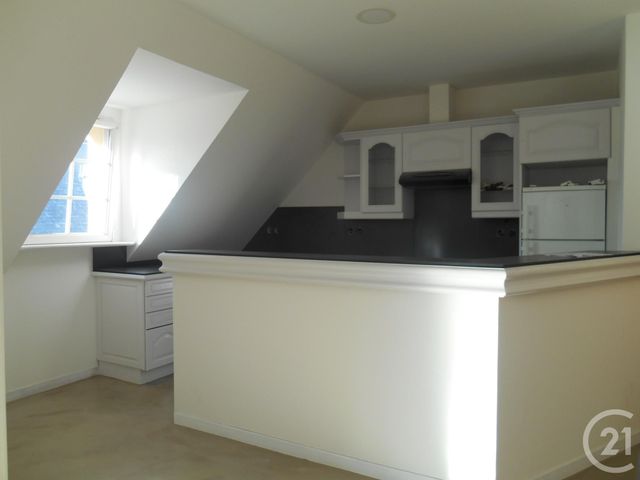 Appartement F4 à louer - 4 pièces - 140.0 m2 - CHERBOURG EN COTENTIN - 50 - BASSE-NORMANDIE - Century 21 Hervé Regnault Appartement F4 à louer - 4 pièces - 140.0 m2 - CHERBOURG EN COTENTIN - 50 - BASSE-NORMANDIE - Century 21 Hervé Regnault