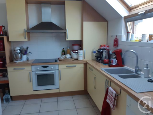 Appartement F4 à louer - 4 pièces - 87.0 m2 - CHERBOURG EN COTENTIN - 50 - BASSE-NORMANDIE - Century 21 Hervé Regnault Appartement F4 à louer - 4 pièces - 87.0 m2 - CHERBOURG EN COTENTIN - 50 - BASSE-NORMANDIE - Century 21 Hervé Regnault