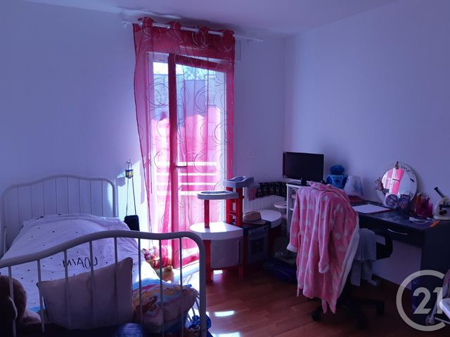 Appartement F4 à louer - 4 pièces - 87.0 m2 - CHERBOURG EN COTENTIN - 50 - BASSE-NORMANDIE - Century 21 Hervé Regnault Appartement F4 à louer - 4 pièces - 87.0 m2 - CHERBOURG EN COTENTIN - 50 - BASSE-NORMANDIE - Century 21 Hervé Regnault