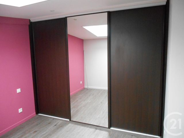 Appartement F3 à louer - 3 pièces - 66.28 m2 - CHERBOURG EN COTENTIN - 50 - BASSE-NORMANDIE - Century 21 Hervé Regnault Appartement F3 à louer - 3 pièces - 66.28 m2 - CHERBOURG EN COTENTIN - 50 - BASSE-NORMANDIE - Century 21 Hervé Regnault