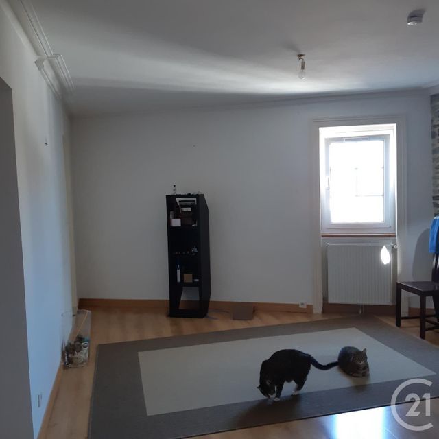 Afficher la photo en grand Appartement F4 à louer - 4 pièces - 82.0 m2 - CHERBOURG EN COTENTIN - 50 - BASSE-NORMANDIE - Century 21 Hervé Regnault
