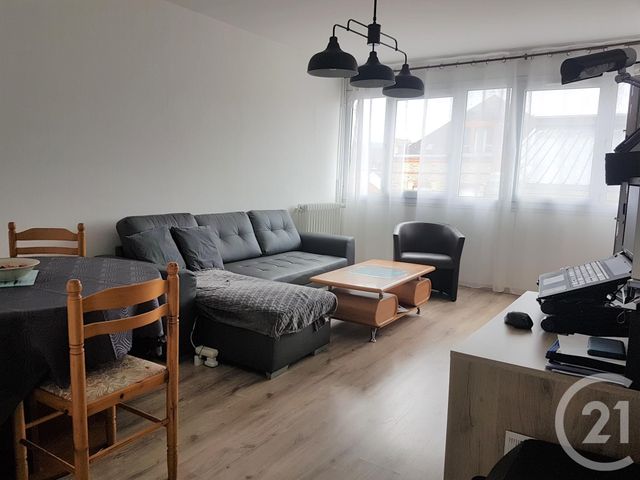 Afficher la photo en grand Appartement F2 à vendre - 2 pièces - 49.93 m2 - CHERBOURG EN COTENTIN - 50 - BASSE-NORMANDIE - Century 21 Hervé Regnault