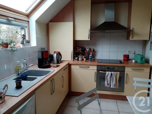 Afficher la photo en grand Appartement F4 à louer - 4 pièces - 90.59 m2 - CHERBOURG EN COTENTIN - 50 - BASSE-NORMANDIE - Century 21 Hervé Regnault