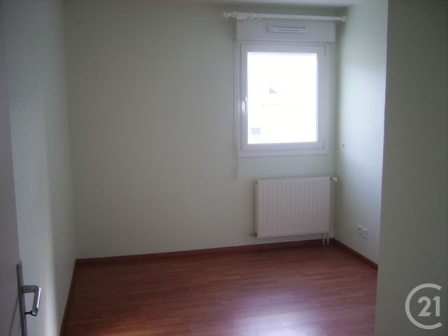 Afficher la photo en grand Appartement F4 à louer - 4 pièces - 90.59 m2 - CHERBOURG EN COTENTIN - 50 - BASSE-NORMANDIE - Century 21 Hervé Regnault