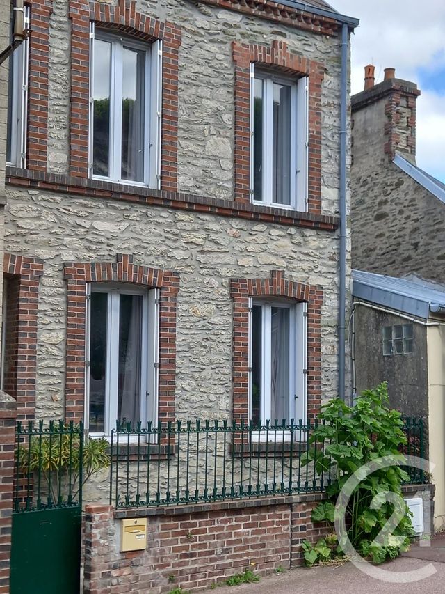 maison à louer - 5 pièces - 103.68 m2 - CHERBOURG OCTEVILLE - 50 - BASSE-NORMANDIE - Century 21 Hervé Regnault