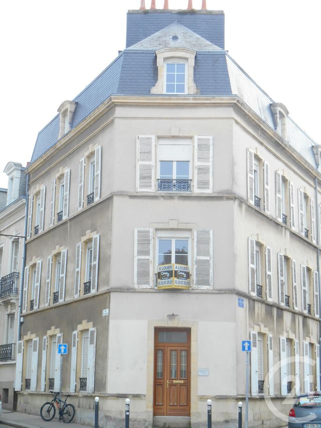 Appartement F3 à louer - 3 pièces - 67.0 m2 - CHERBOURG EN COTENTIN - 50 - BASSE-NORMANDIE - Century 21 Hervé Regnault