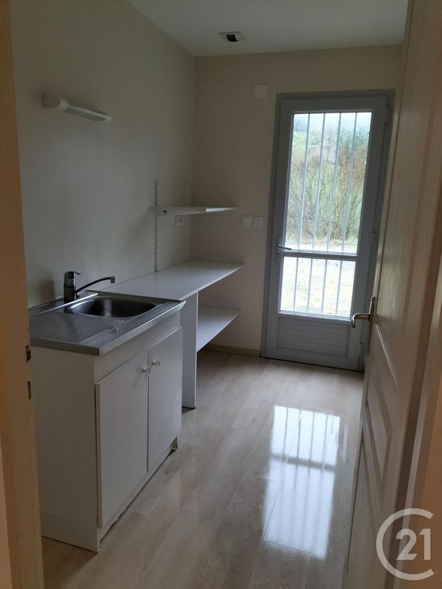 entreprise à louer - 90.0 m2 - BARNEVILLE CARTERET - 50 - BASSE-NORMANDIE - Century 21 Hervé Regnault