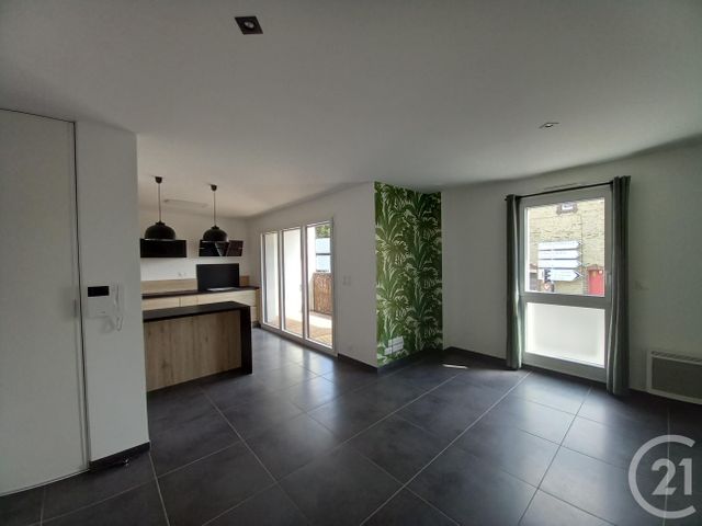 Appartement F2 à louer - 2 pièces - 50.0 m2 - CHERBOURG EN COTENTIN - 50 - BASSE-NORMANDIE - Century 21 Hervé Regnault