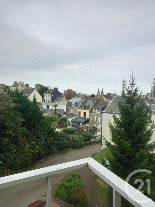 Appartement F3 à louer - 3 pièces - 65.06 m2 - CHERBOURG EN COTENTIN - 50 - BASSE-NORMANDIE - Century 21 Hervé Regnault