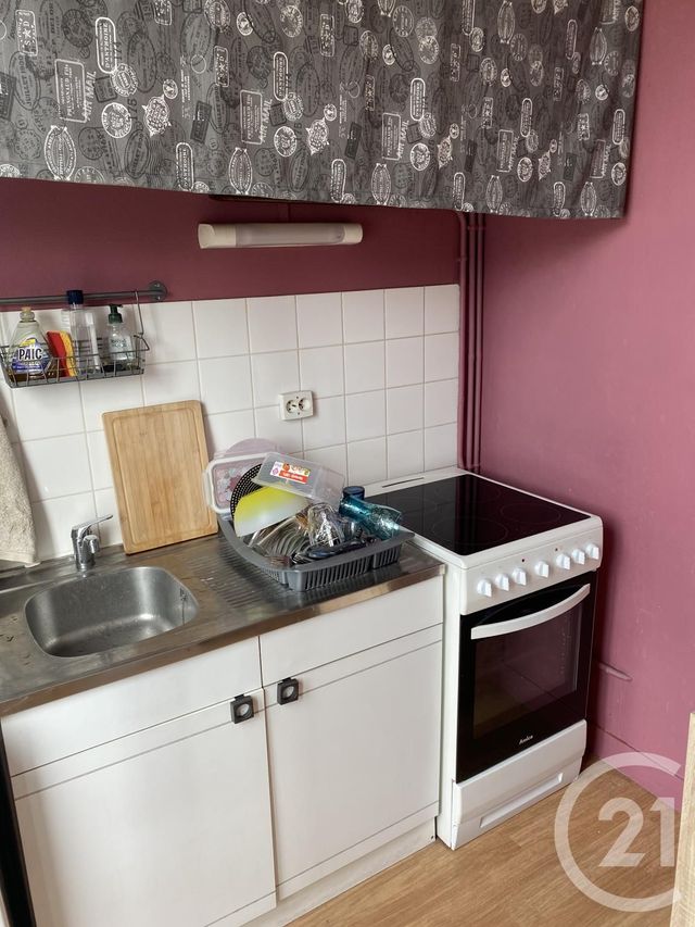 Appartement F2 à louer - 2 pièces - 46.0 m2 - CHERBOURG EN COTENTIN - 50 - BASSE-NORMANDIE - Century 21 Hervé Regnault