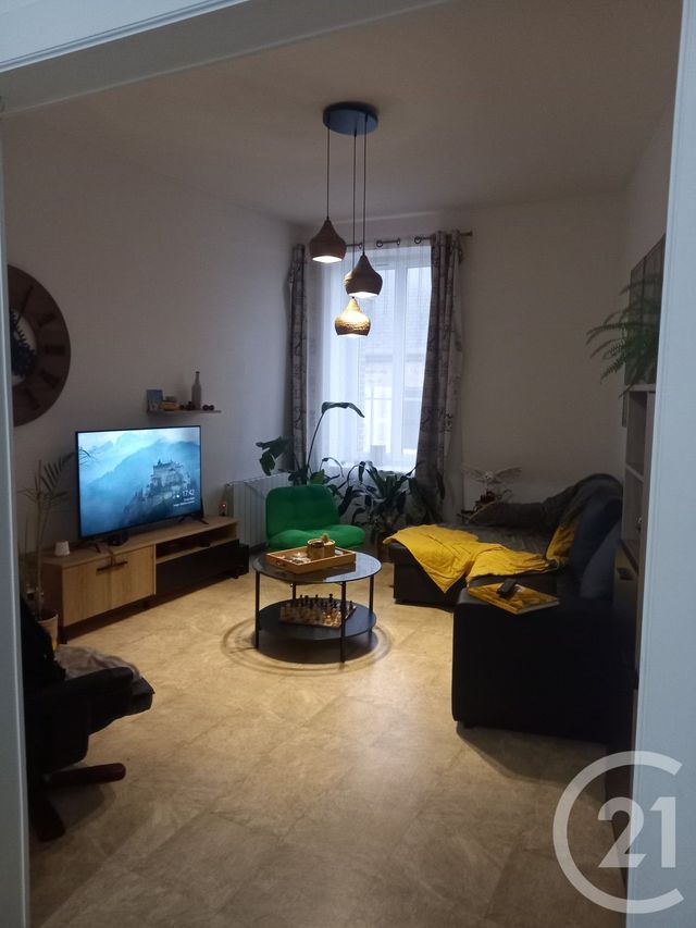 Appartement F3 à louer - 3 pièces - 73.2 m2 - LA HAGUE - 50 - BASSE-NORMANDIE - Century 21 Hervé Regnault