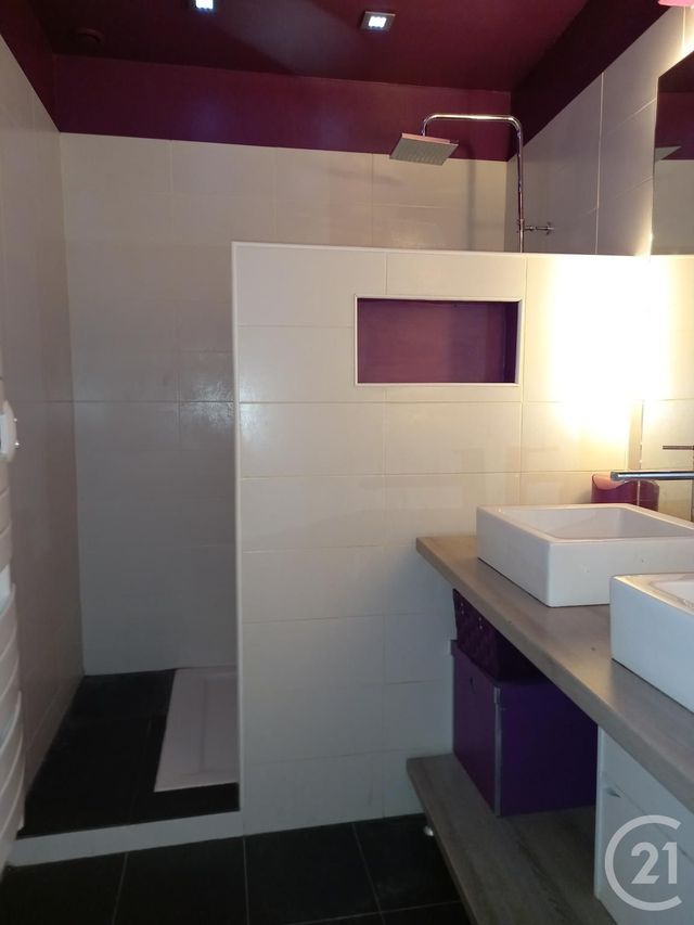 maison à louer - 4 pièces - 116.94 m2 - CHERBOURG EN COTENTIN - 50 - BASSE-NORMANDIE - Century 21 Hervé Regnault