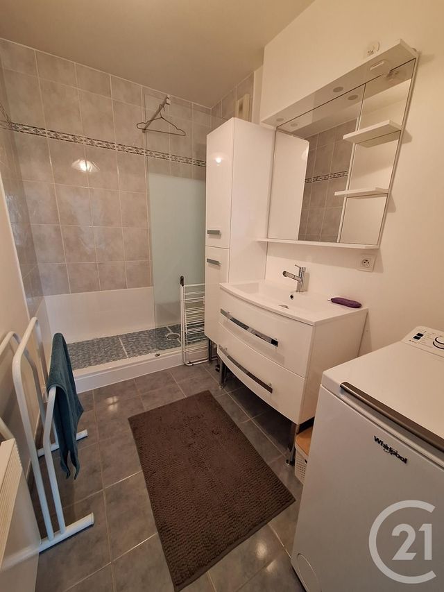 Appartement F2 à vendre - 2 pièces - 42.62 m2 - CHERBOURG EN COTENTIN - 50 - BASSE-NORMANDIE - Century 21 Hervé Regnault