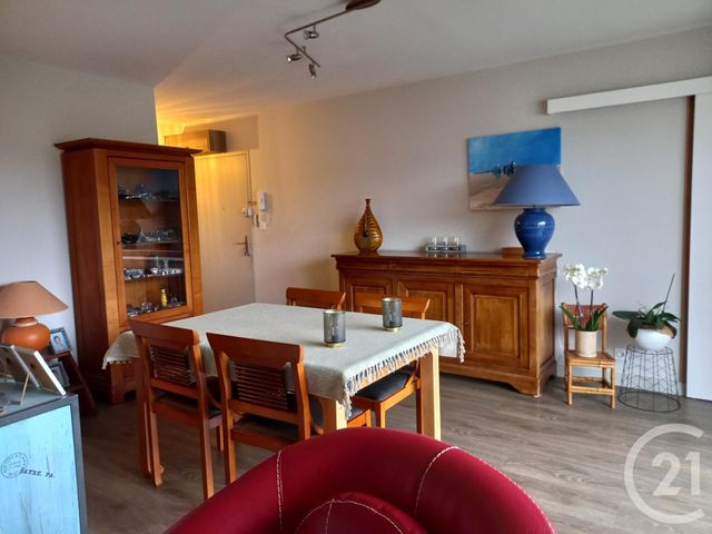Appartement F3 à vendre - 3 pièces - 80.25 m2 - CHERBOURG EN COTENTIN - 50 - BASSE-NORMANDIE - Century 21 Hervé Regnault