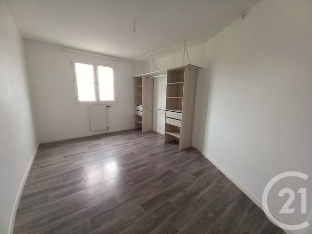 Appartement F4 à vendre - 4 pièces - 97.47 m2 - CHERBOURG EN COTENTIN - 50 - BASSE-NORMANDIE - Century 21 Hervé Regnault