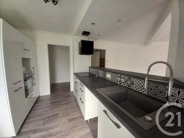 Appartement F4 à vendre - 4 pièces - 97.47 m2 - CHERBOURG EN COTENTIN - 50 - BASSE-NORMANDIE - Century 21 Hervé Regnault