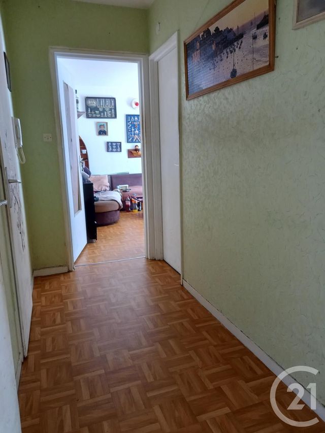 Appartement F2 à vendre - 2 pièces - 52.1 m2 - CHERBOURG EN COTENTIN - 50 - BASSE-NORMANDIE - Century 21 Hervé Regnault