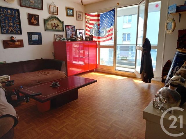 Appartement F2 à vendre - 2 pièces - 52.1 m2 - CHERBOURG EN COTENTIN - 50 - BASSE-NORMANDIE - Century 21 Hervé Regnault