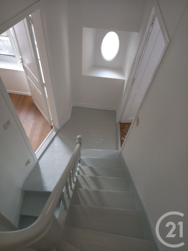 maison à louer - 3 pièces - 75.0 m2 - CHERBOURG EN COTENTIN - 50 - BASSE-NORMANDIE - Century 21 Hervé Regnault