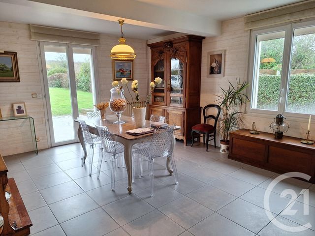 maison à vendre - 6 pièces - 164.0 m2 - FERMANVILLE - 50 - BASSE-NORMANDIE - Century 21 Hervé Regnault