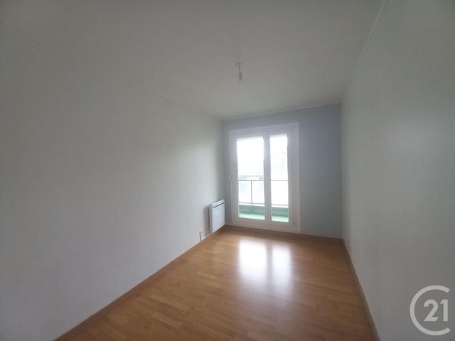 Appartement F4 à louer - 4 pièces - 79.0 m2 - CHERBOURG EN COTENTIN - 50 - BASSE-NORMANDIE - Century 21 Hervé Regnault