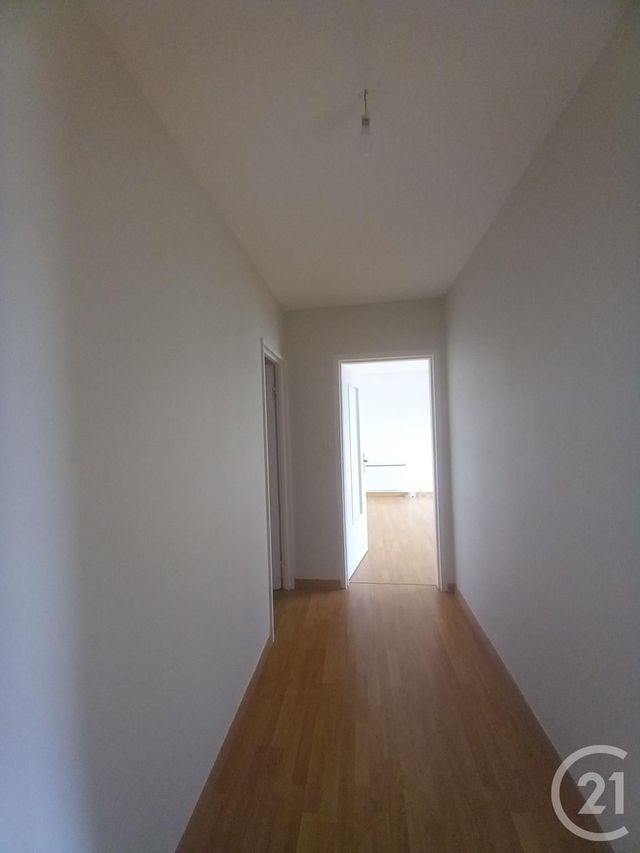 Appartement F4 à louer - 4 pièces - 79.0 m2 - CHERBOURG EN COTENTIN - 50 - BASSE-NORMANDIE - Century 21 Hervé Regnault