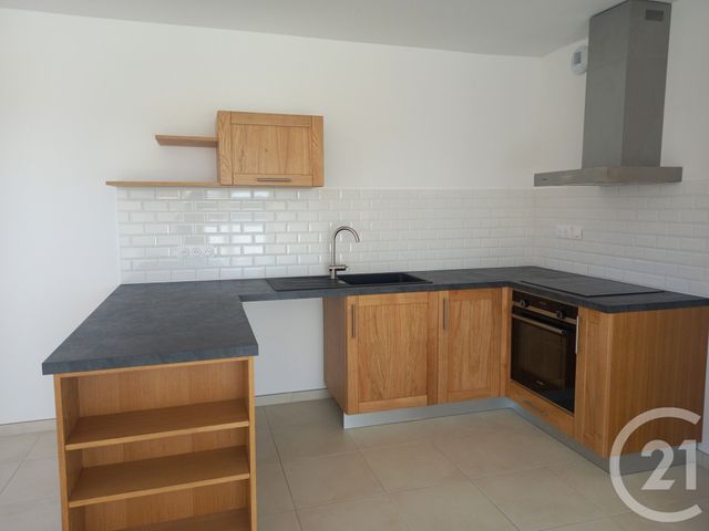 Appartement F3 à louer - 3 pièces - 63.4 m2 - BARNEVILLE CARTERET - 50 - BASSE-NORMANDIE - Century 21 Hervé Regnault