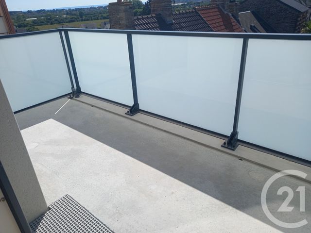Appartement F3 à louer - 3 pièces - 63.4 m2 - BARNEVILLE CARTERET - 50 - BASSE-NORMANDIE - Century 21 Hervé Regnault