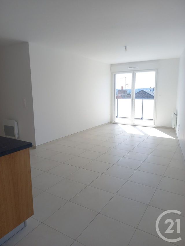 Appartement F3 à louer - 3 pièces - 63.4 m2 - BARNEVILLE CARTERET - 50 - BASSE-NORMANDIE - Century 21 Hervé Regnault