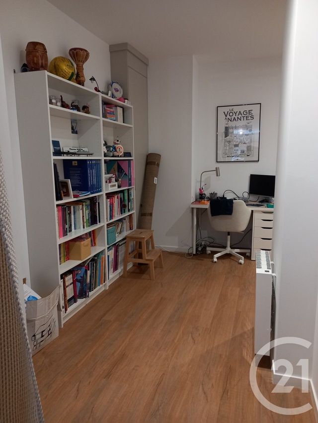 Appartement F4 à louer - 4 pièces - 115.88 m2 - CHERBOURG EN COTENTIN - 50 - BASSE-NORMANDIE - Century 21 Hervé Regnault