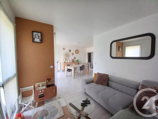 Appartement F4 à vendre - 4 pièces - 75.84 m2 - CHERBOURG EN COTENTIN - 50 - BASSE-NORMANDIE - Century 21 Hervé Regnault