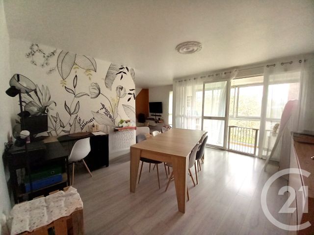 Appartement F4 à vendre - 4 pièces - 75.84 m2 - CHERBOURG EN COTENTIN - 50 - BASSE-NORMANDIE - Century 21 Hervé Regnault