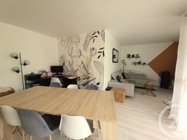 Appartement F4 à vendre - 4 pièces - 75.84 m2 - CHERBOURG EN COTENTIN - 50 - BASSE-NORMANDIE - Century 21 Hervé Regnault