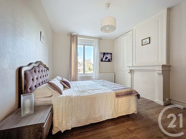 Appartement F3 à louer - 3 pièces - 77.0 m2 - CHERBOURG EN COTENTIN - 50 - BASSE-NORMANDIE - Century 21 Hervé Regnault