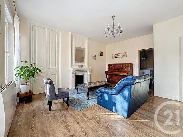 Appartement F3 à louer - 3 pièces - 77.0 m2 - CHERBOURG EN COTENTIN - 50 - BASSE-NORMANDIE - Century 21 Hervé Regnault