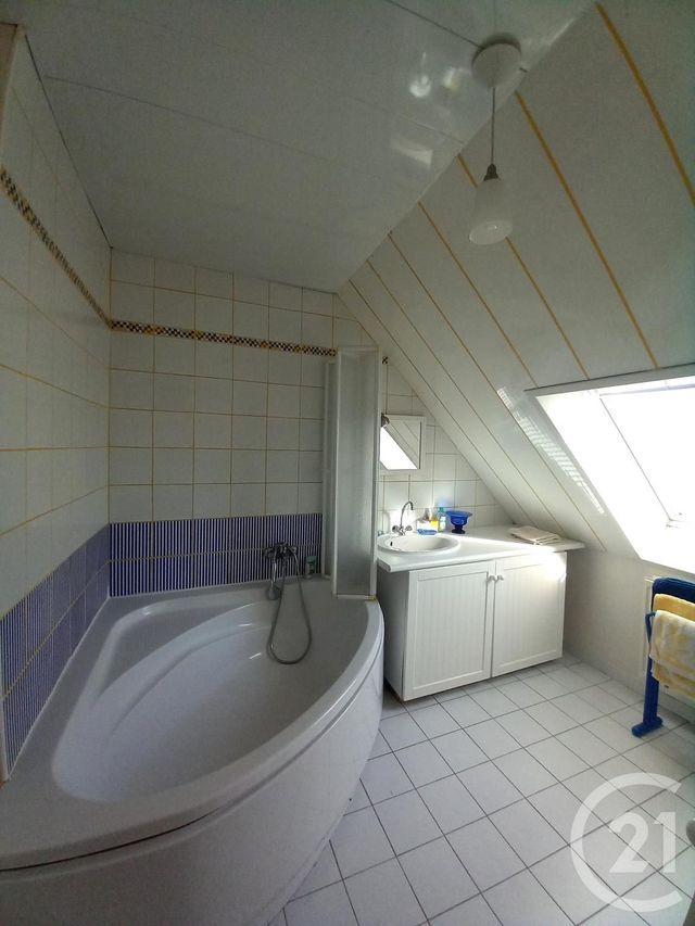 maison à vendre - 9 pièces - 206.2 m2 - VALOGNES - 50 - BASSE-NORMANDIE - Century 21 Hervé Regnault