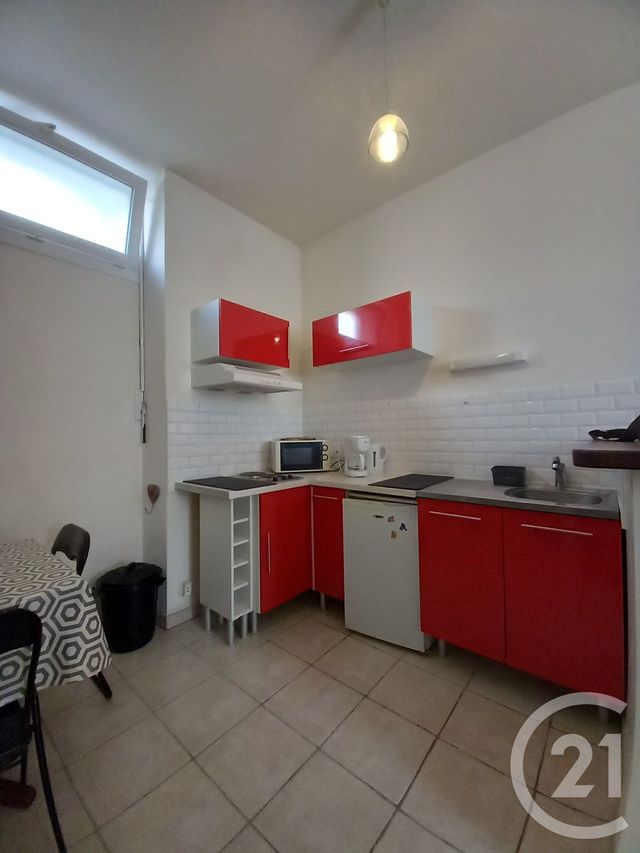 Appartement Studio à louer - 1 pièce - 25.0 m2 - CHERBOURG EN COTENTIN - 50 - BASSE-NORMANDIE - Century 21 Hervé Regnault