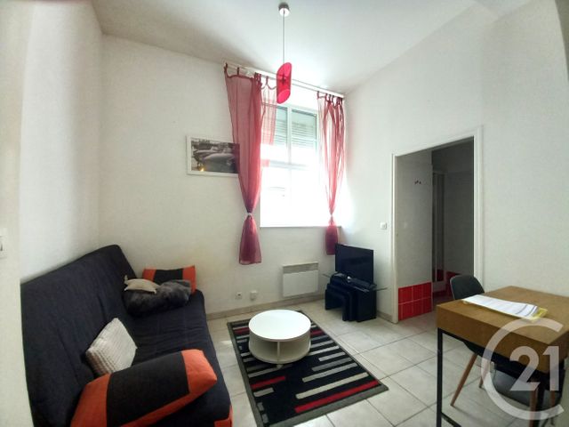 Appartement Studio à louer - 1 pièce - 25.0 m2 - CHERBOURG EN COTENTIN - 50 - BASSE-NORMANDIE - Century 21 Hervé Regnault
