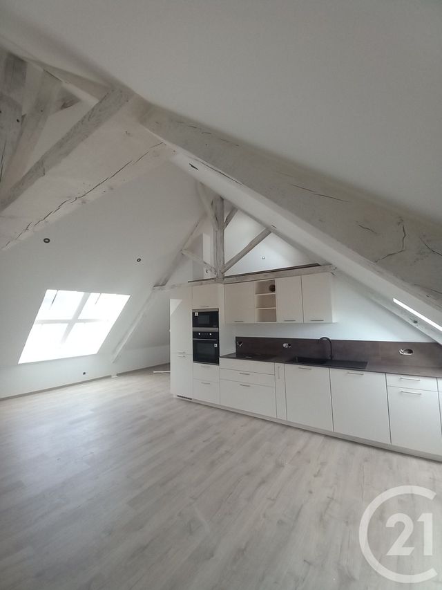 Appartement F3 à louer - 3 pièces - 72.0 m2 - CHERBOURG EN COTENTIN - 50 - BASSE-NORMANDIE - Century 21 Hervé Regnault