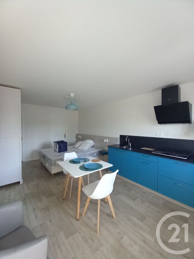 Appartement F1 à louer - 1 pièce - 25.0 m2 - CHERBOURG EN COTENTIN - 50 - BASSE-NORMANDIE - Century 21 Hervé Regnault