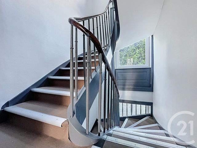 Appartement F3 à louer - 3 pièces - 77.4 m2 - CHERBOURG EN COTENTIN - 50 - BASSE-NORMANDIE - Century 21 Hervé Regnault