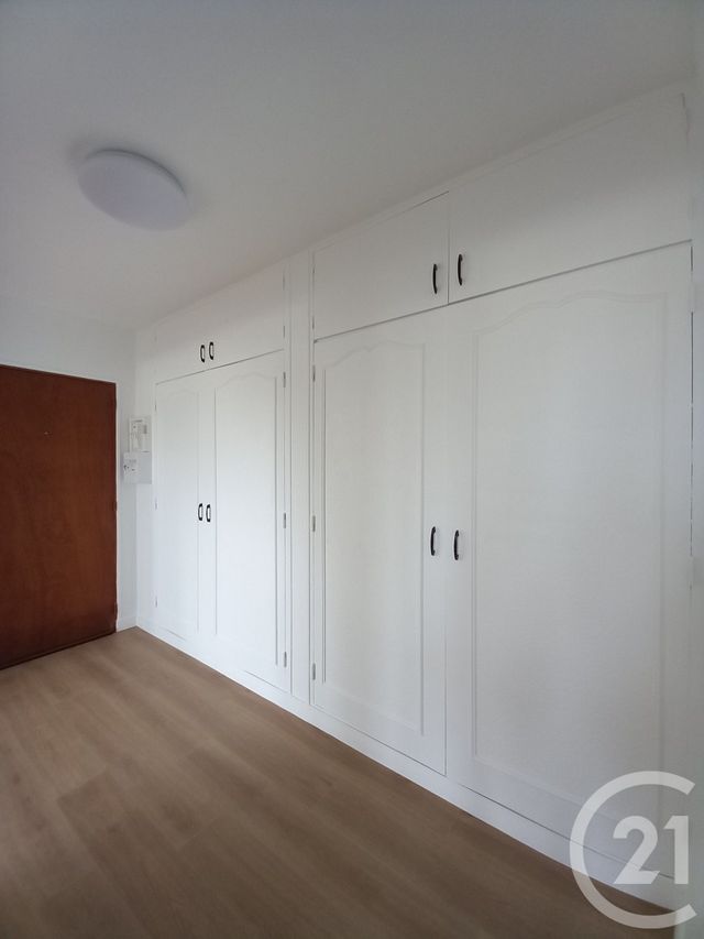 Appartement F2 à louer - 2 pièces - 52.0 m2 - CHERBOURG EN COTENTIN - 50 - BASSE-NORMANDIE - Century 21 Hervé Regnault