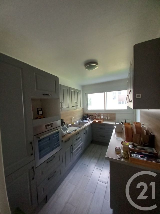 Appartement à louer - 5 pièces - 103.0 m2 - CHERBOURG EN COTENTIN - 50 - BASSE-NORMANDIE - Century 21 Hervé Regnault