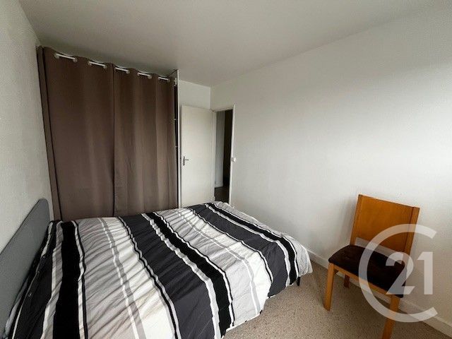Appartement à louer - 5 pièces - 103.0 m2 - CHERBOURG EN COTENTIN - 50 - BASSE-NORMANDIE - Century 21 Hervé Regnault