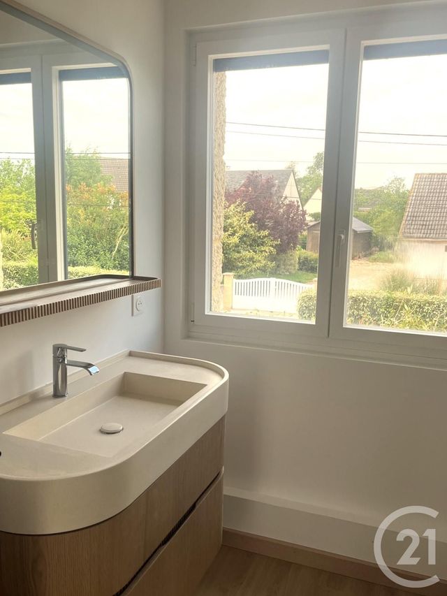 maison à vendre - 5 pièces - 122.0 m2 - STE MERE EGLISE - 50 - BASSE-NORMANDIE - Century 21 Hervé Regnault