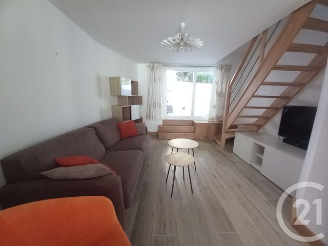 maison à louer - 4 pièces - 56.0 m2 - CHERBOURG EN COTENTIN - 50 - BASSE-NORMANDIE - Century 21 Hervé Regnault