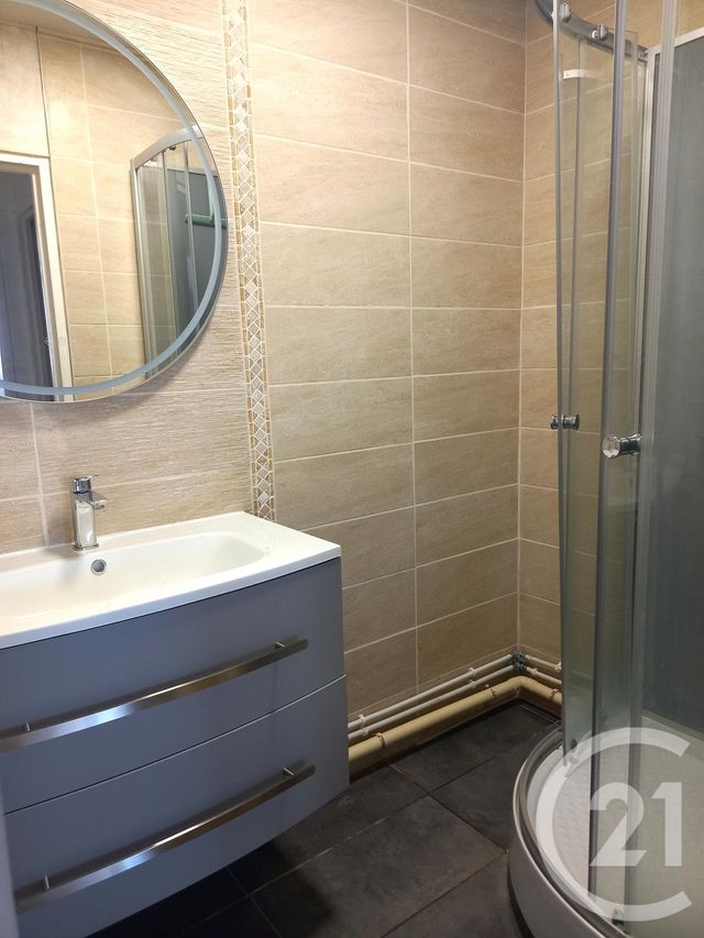 Appartement F4 à vendre - 4 pièces - 87.0 m2 - CHERBOURG EN COTENTIN - 50 - BASSE-NORMANDIE - Century 21 Hervé Regnault