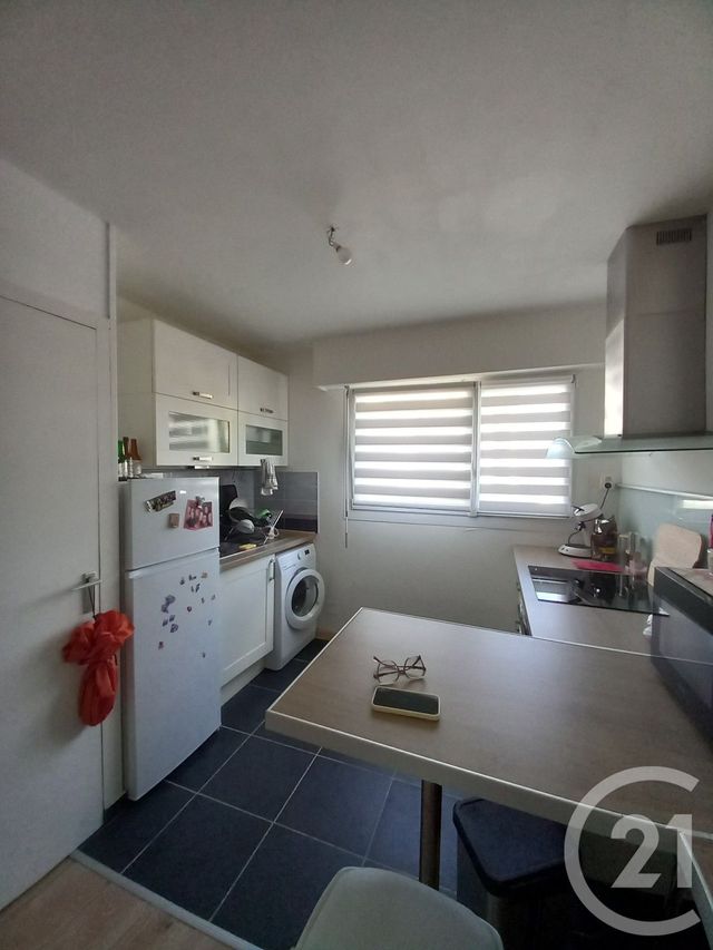 Appartement F2 à louer - 2 pièces - 54.86 m2 - CHERBOURG EN COTENTIN - 50 - BASSE-NORMANDIE - Century 21 Hervé Regnault